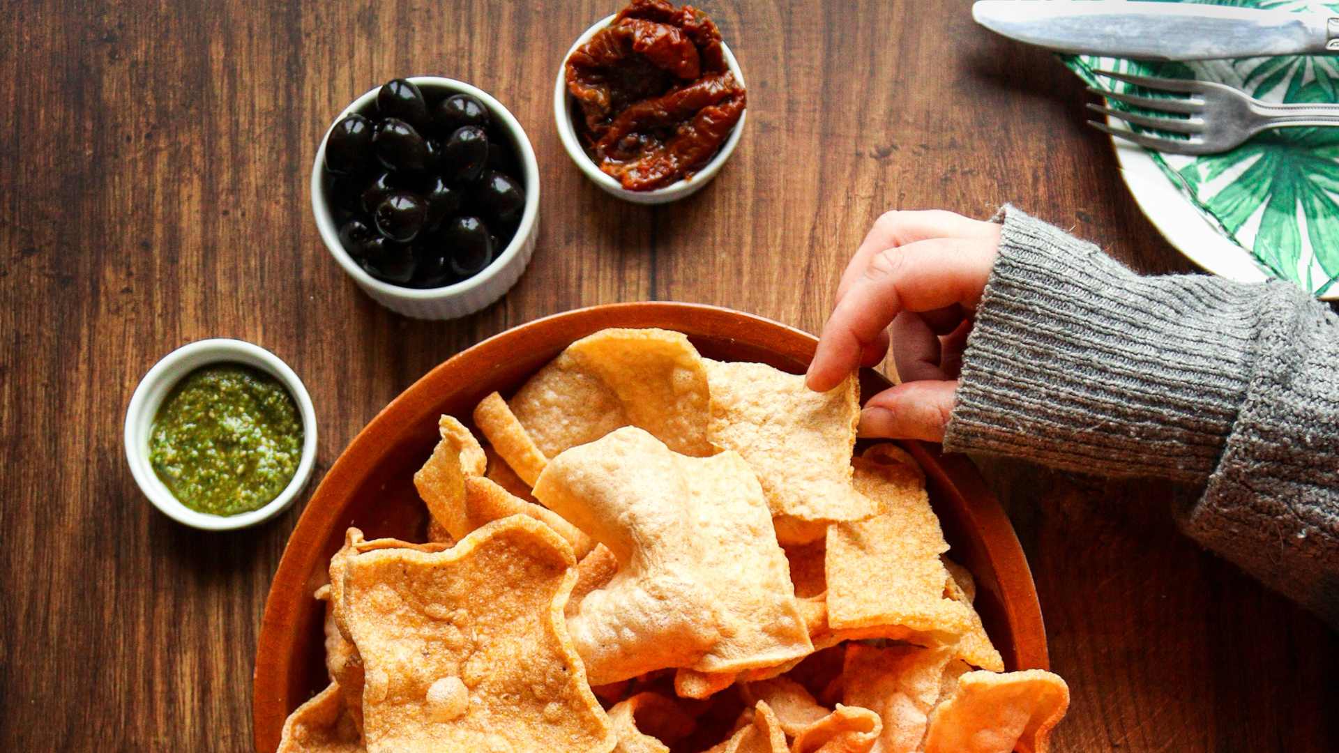 Gulit_Free_Snacking_mushroom Prawn Crackers